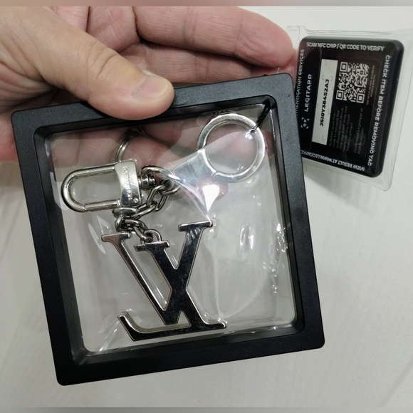 Louis Vuitton Bag Charm With COA - Picture 3 of 6